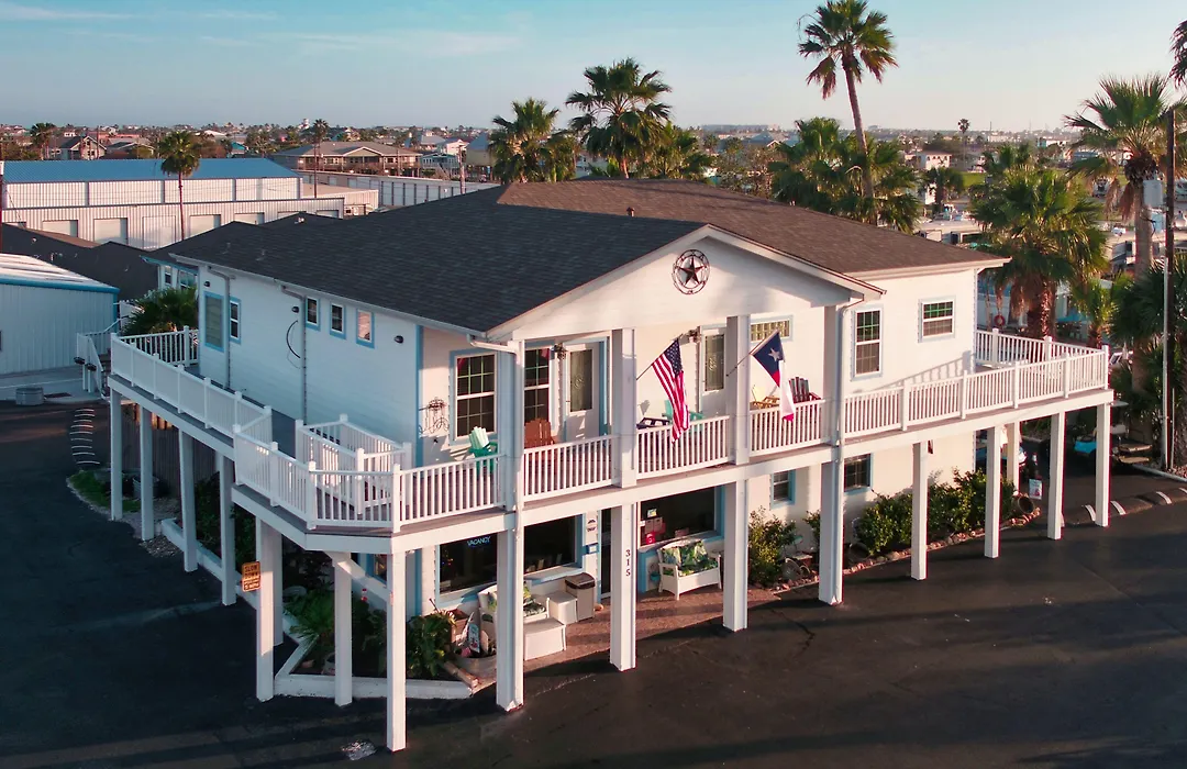 Tropic Island Resort-1
