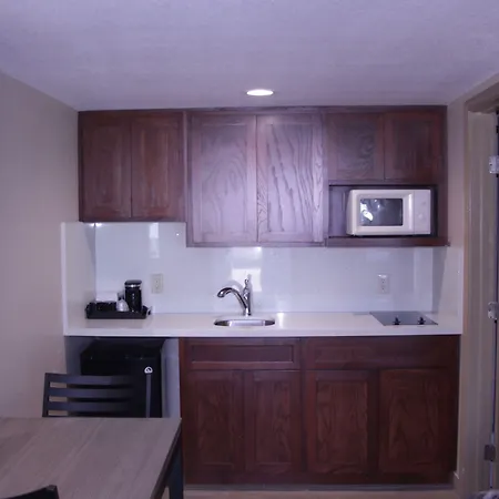 Americas Best Value Inn Port Aransas-3